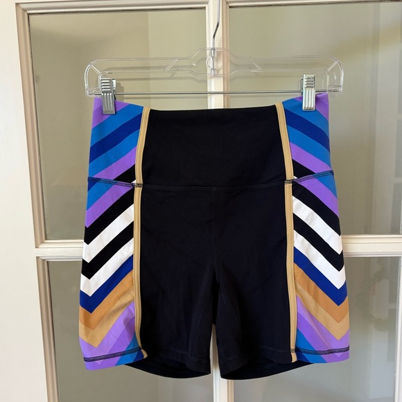 FP MOVEMENT Patterned Bike Shorts in Black Combo - Picture 2 of 6